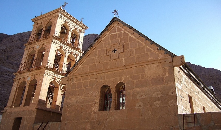 Église Sainte-Catherine depuis Taba