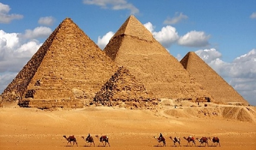 Visite des pyramides de Gizeh et du Caire au départ de Charm el Cheikh